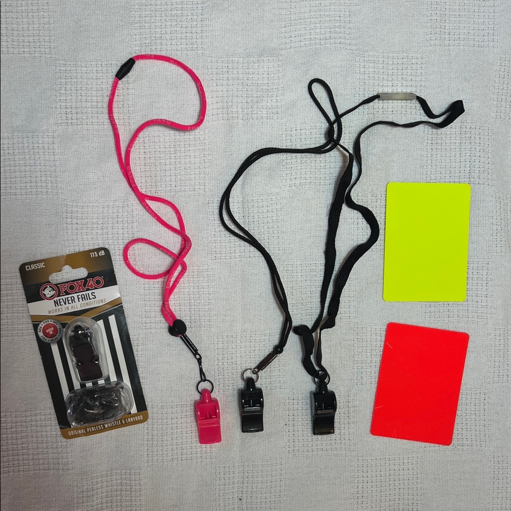 Fox 40 Whistle and Card Set with Pink Lanyard - Picture 3 of 6
